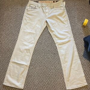 Rock Revival Jed Strait Size: 36W 32L 18Inseem